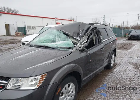 2019 Dodge Journey Se from USA, damaged, VIN 3C4PDCBB1KT701266